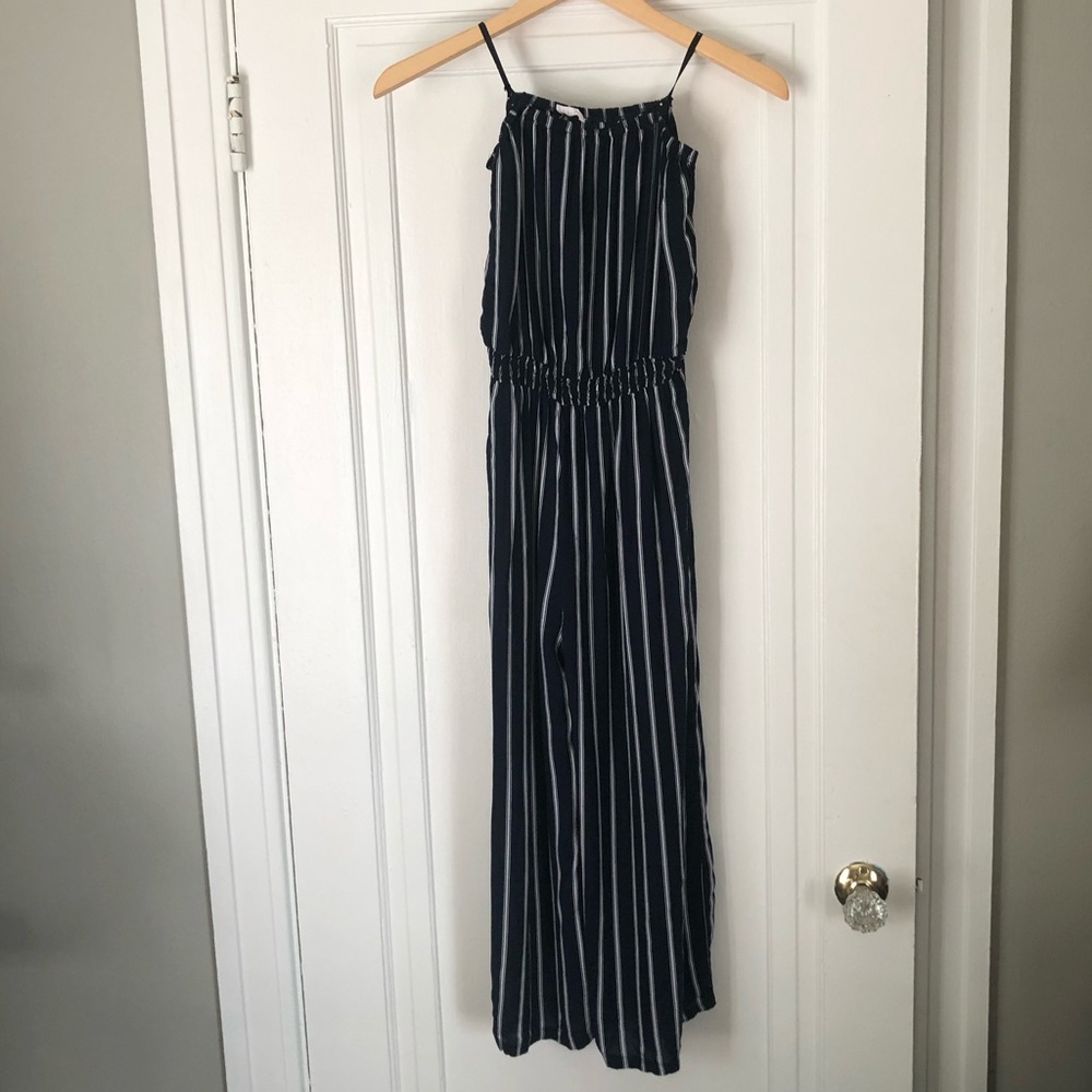 Lunik. Strapless lightweight jumpsuit. Navy, white